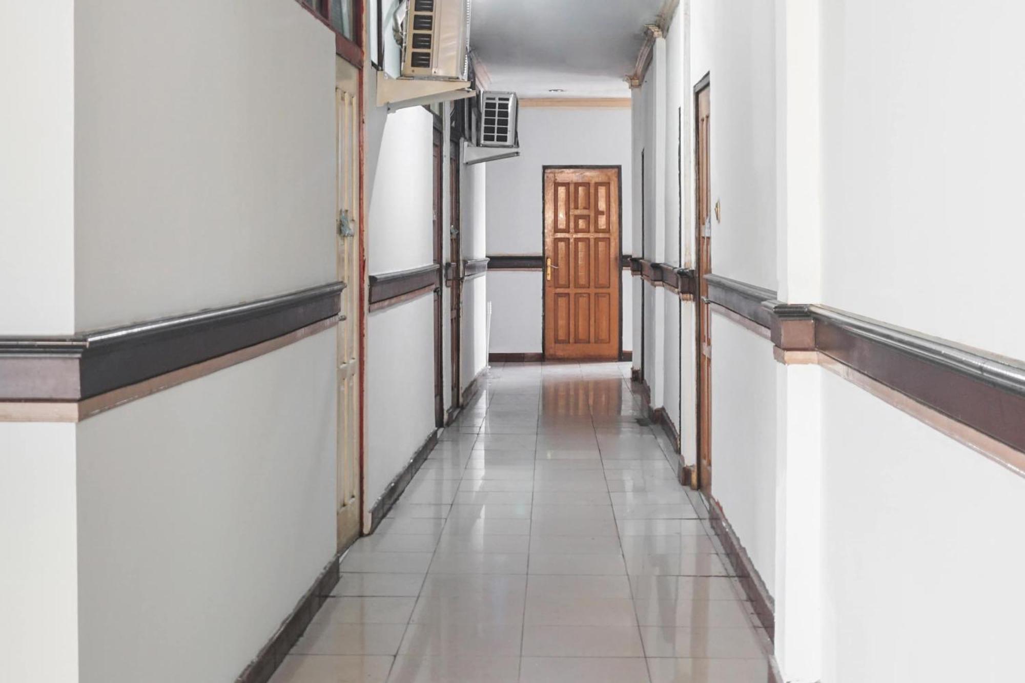 Spot On 92890 Losmen Bahalap Syariah Marabahannearsiring Marabahan Ulek Barito Banjarmasin  Exteriör bild